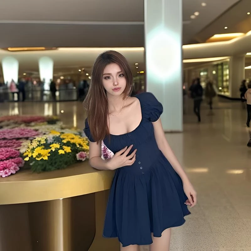 法式公主风鱼骨方领连衣裙2025夏季气质时尚修身泡泡袖高腰收腰裙