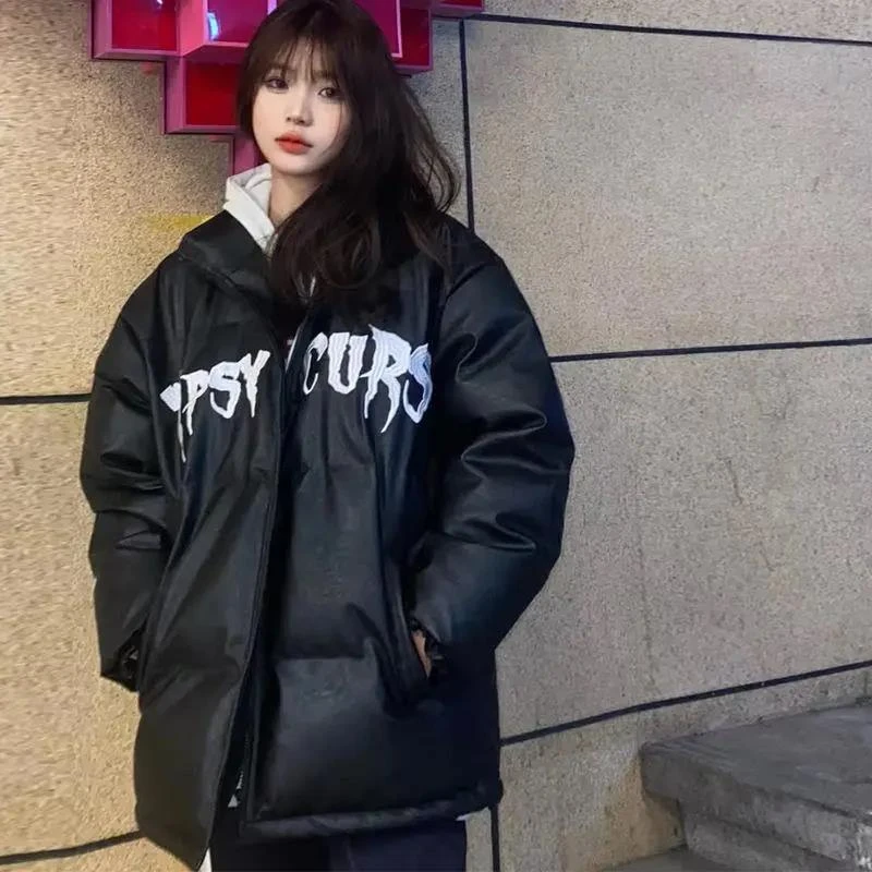 20232023年气质新款秋冬美式复古PU棒球服情侣面包服加厚潮牌2023
