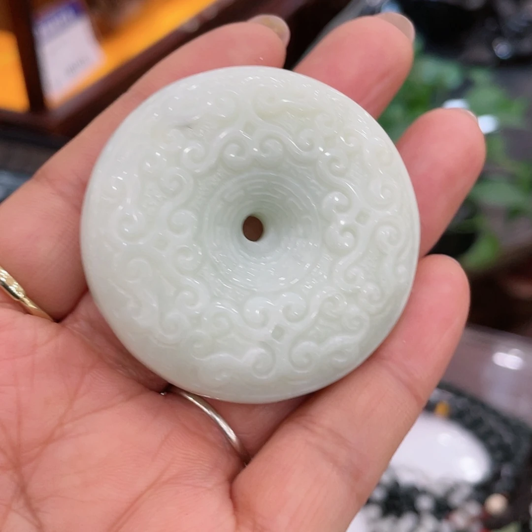 【闪购商品】蛇纹石玉吊坠未镶嵌沉***@