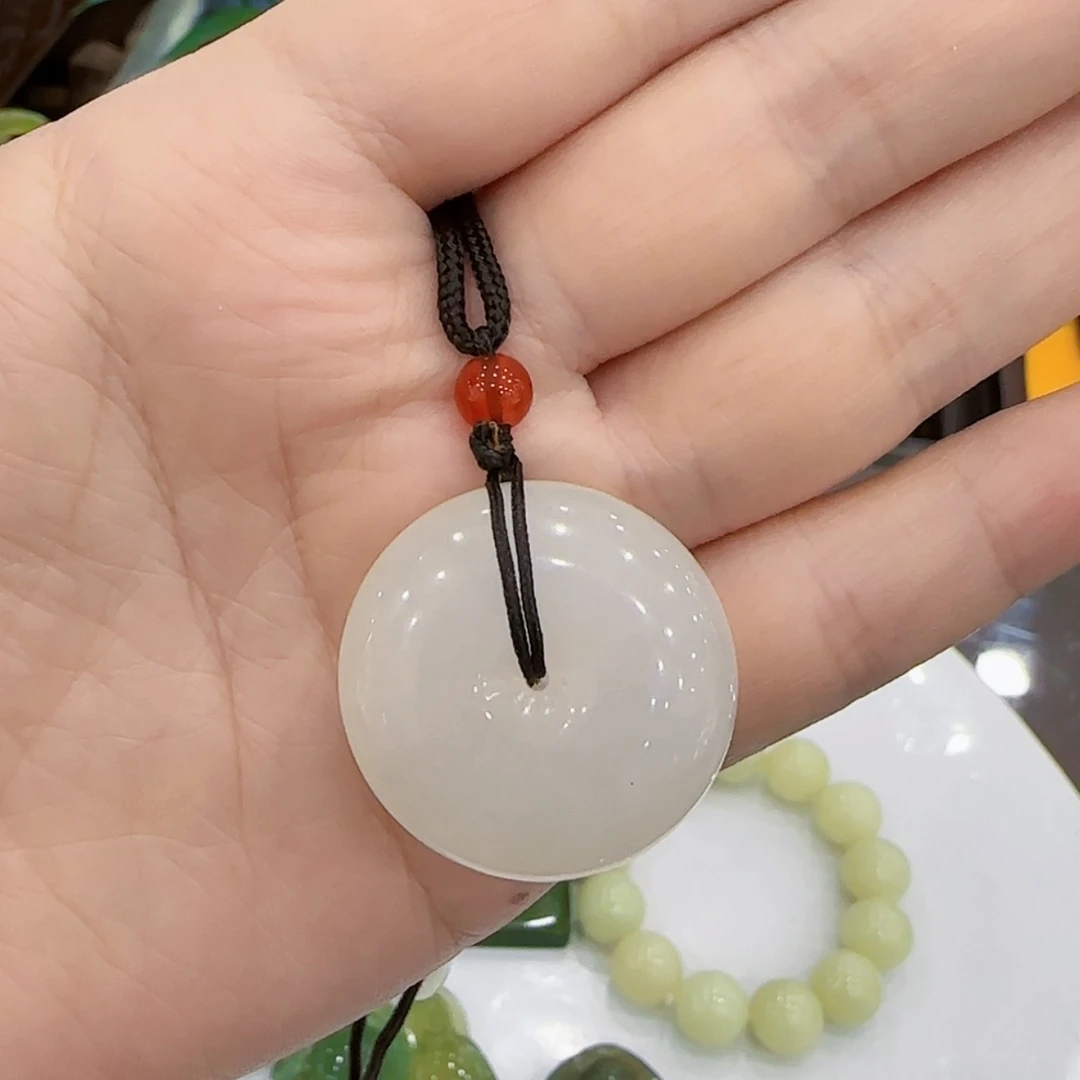 【闪购商品】蛇纹石玉吊坠未镶嵌靓**菜