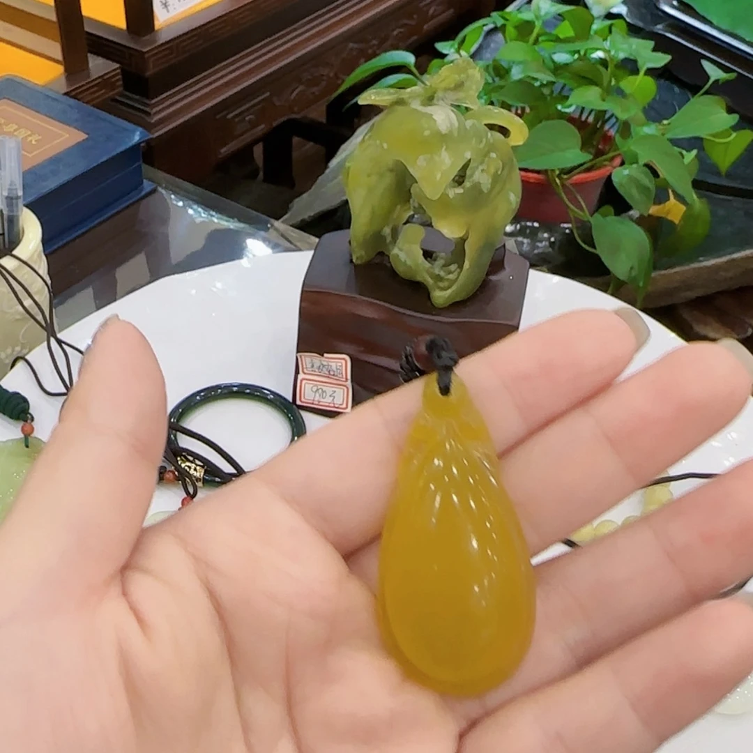 【闪购商品】蛇纹石玉手链未镶嵌晙*