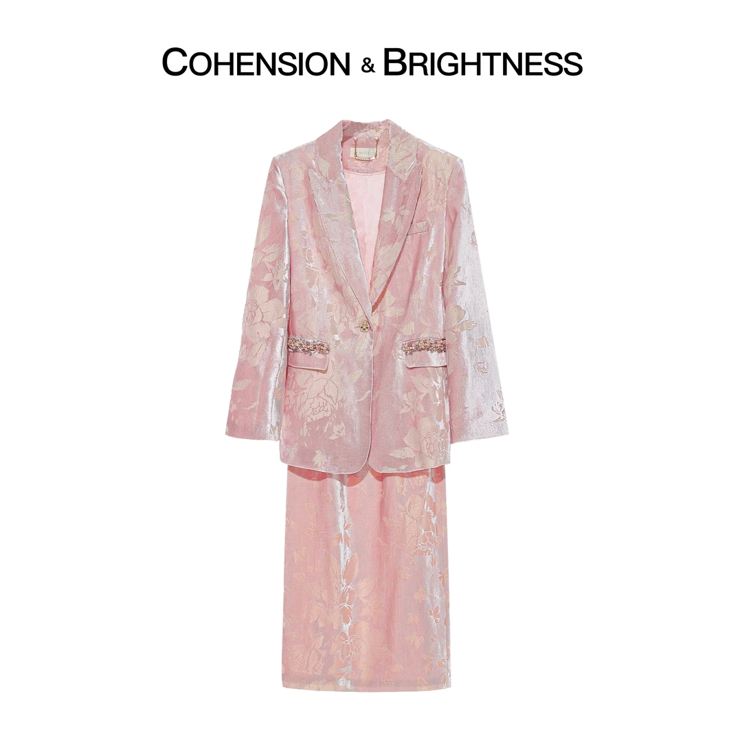 凝慧真的好【甜沐恋曲】秋季新款丝绒翻领钉珠时尚套装TP153