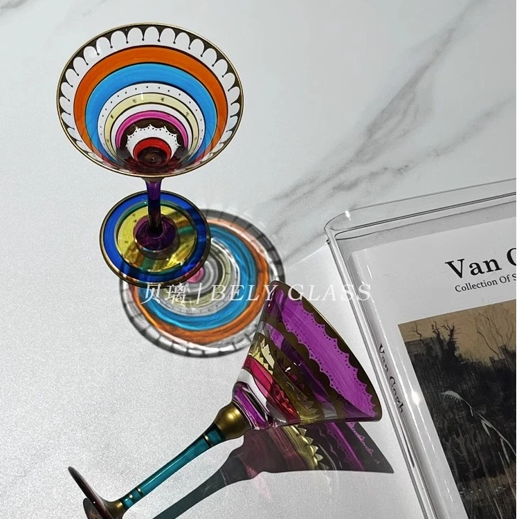 欧式彩绘玻璃杯红酒杯高脚杯家用感酒杯鸡尾酒杯子创意酒吧酒杯