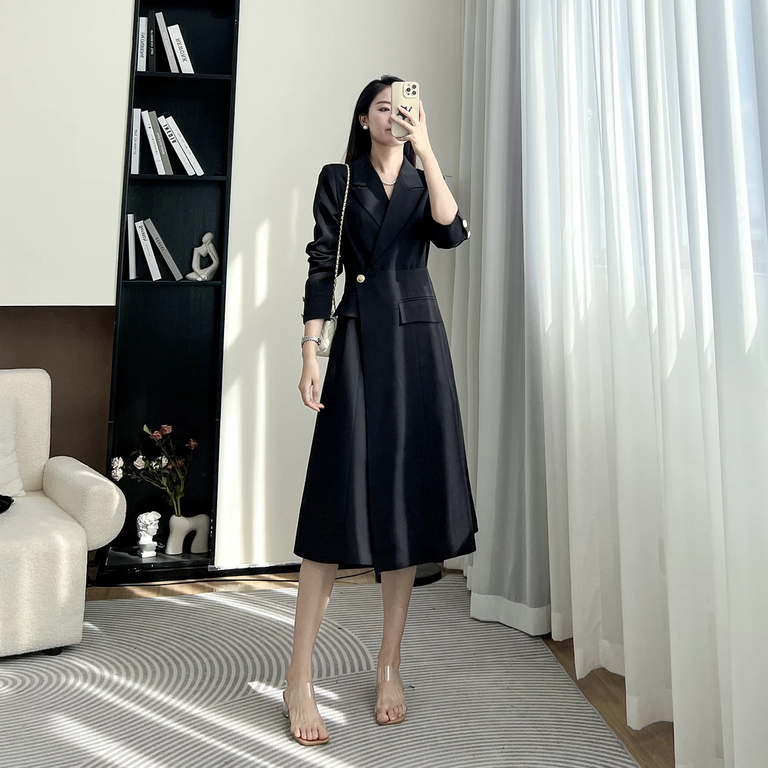 拉夏贝尔/25春季新款收腰西装设计感气质显瘦风衣连衣裙 9225 LHD