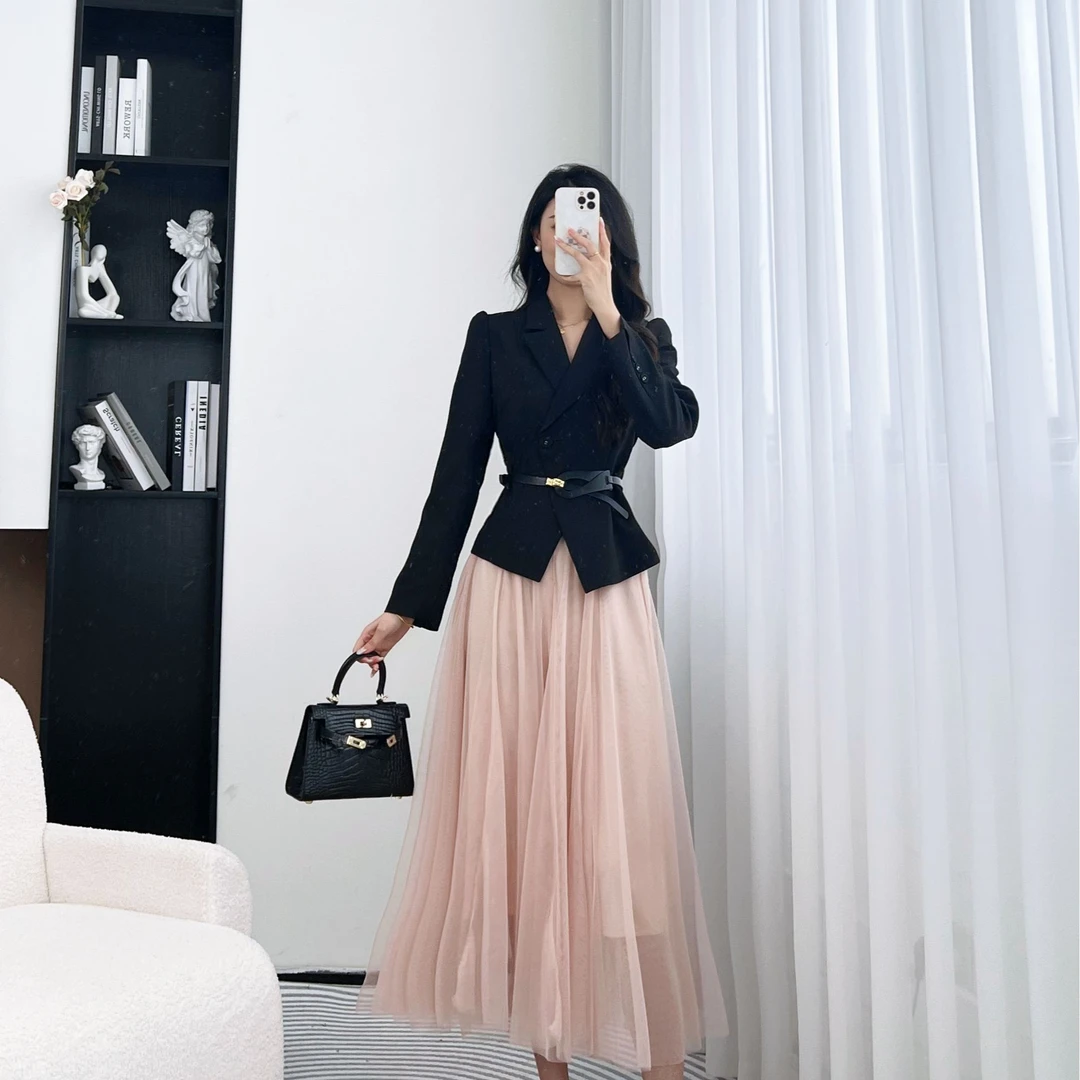 拉夏贝尔25秋季新欧诺风显瘦高腰上衣+半身裙 10134 ZZC