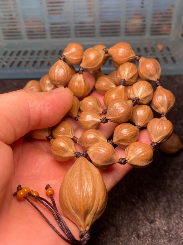 橄榄核小尺寸铁核脖挂原皮长串1.4圆料短圆素串老核原核光珠核