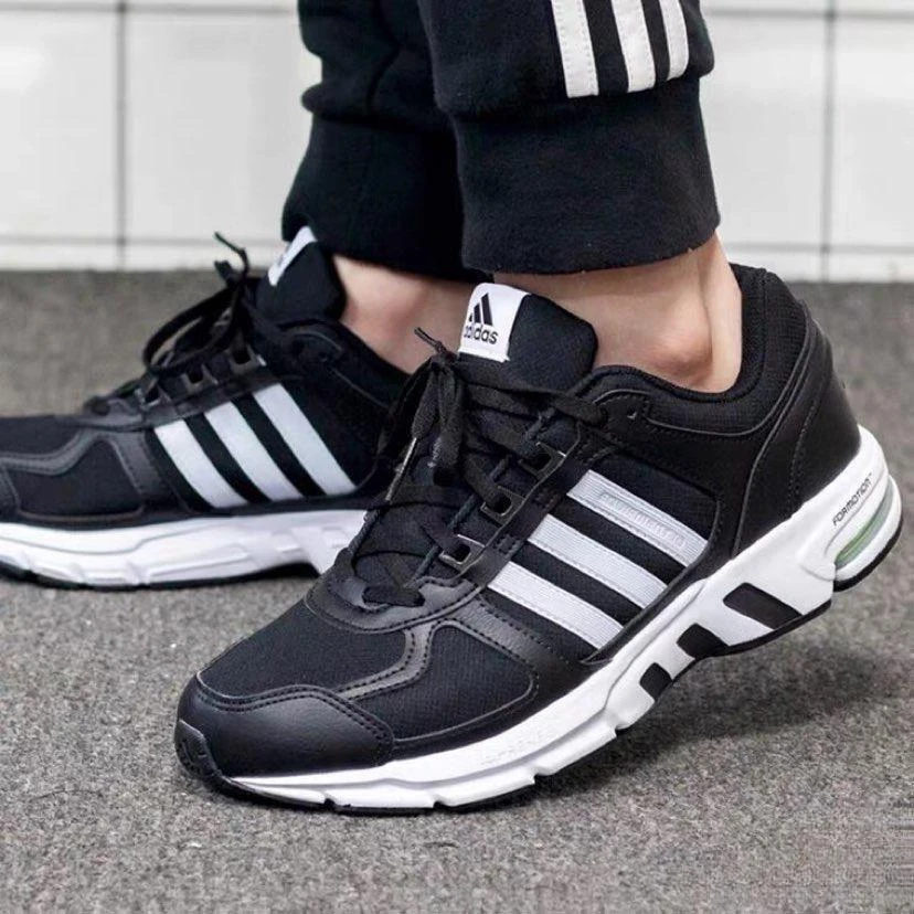 adidas阿迪达斯Equipment 10 U男女同款减震黑白运动跑步鞋FW9995