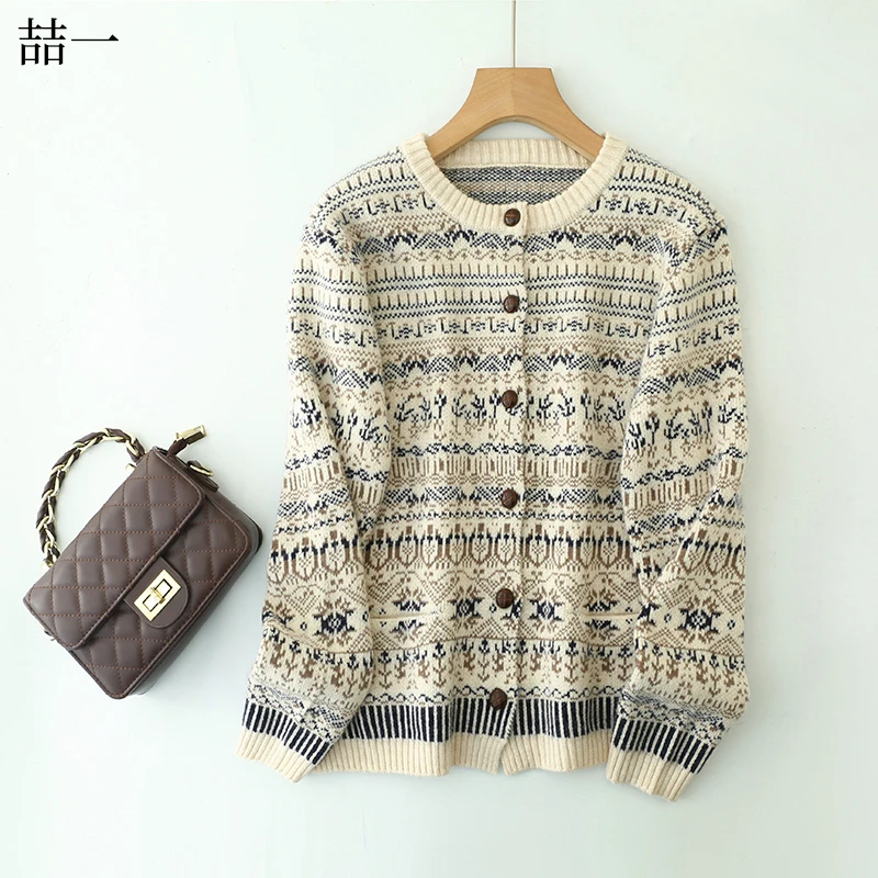 别致花纹~复古且时髦圆领加厚针织开衫重工提花设计感毛衣