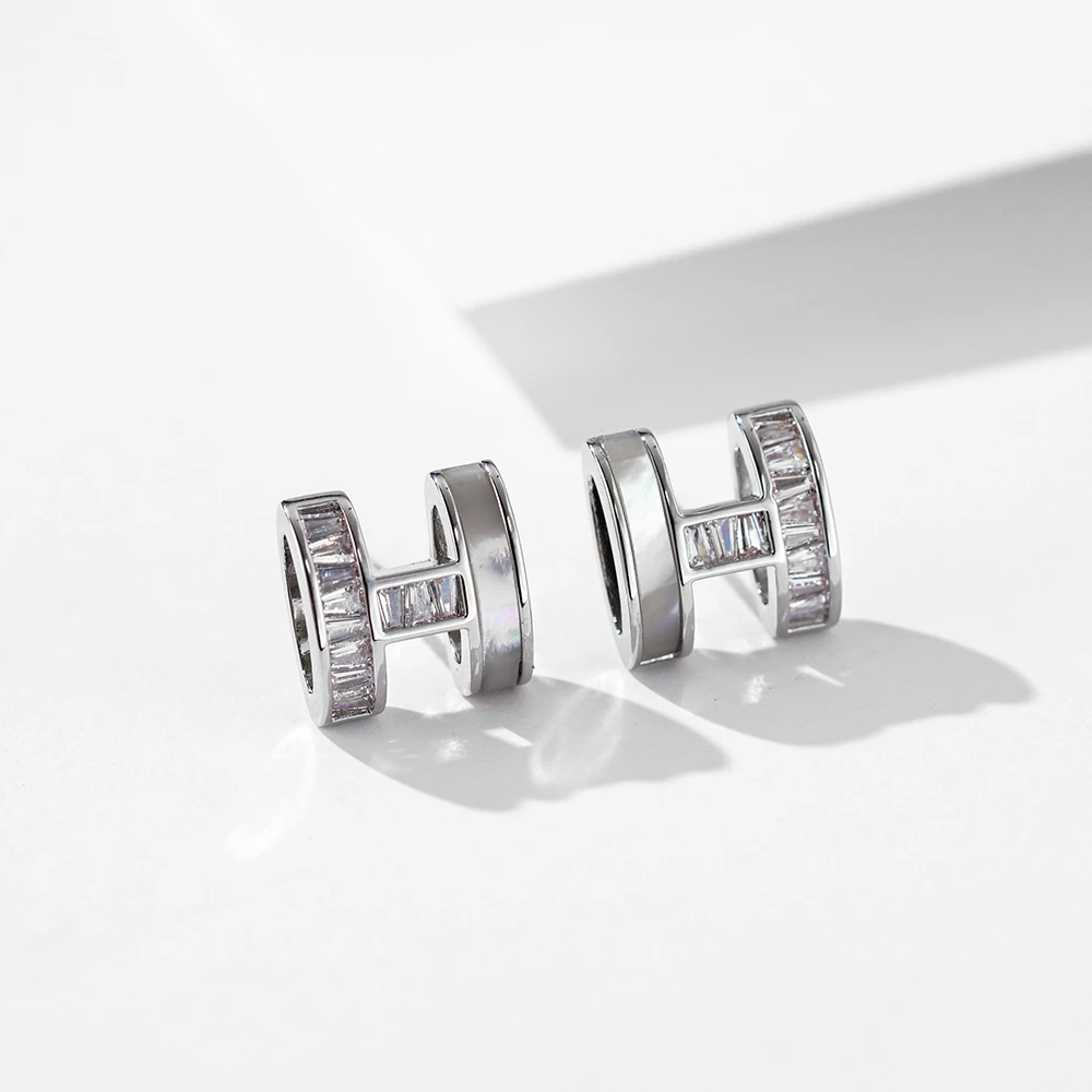 铜合金贝壳耳饰 EH1273时尚银色字母H耳钉-T