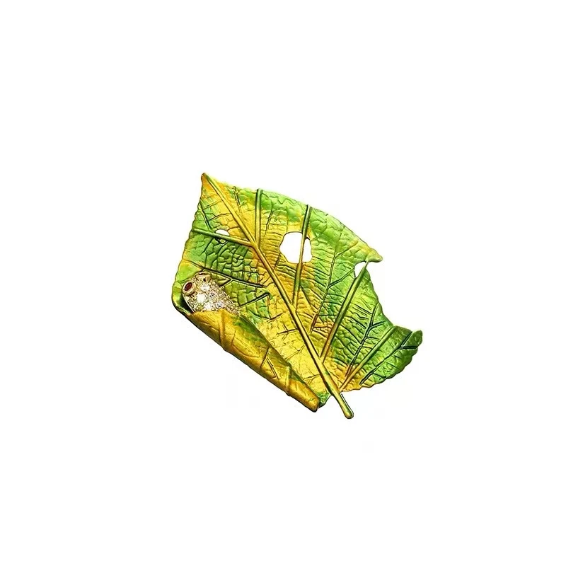 铜合金合成锆石胸针 FL648蝉宝宝胸针