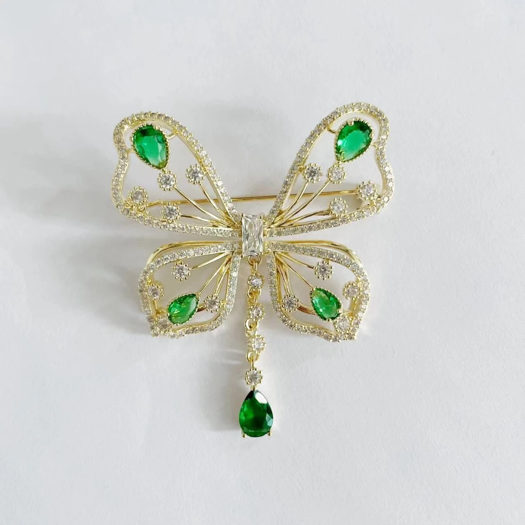 铜合金合成锆石胸针 HY1558流苏梦蝶《绿》胸针