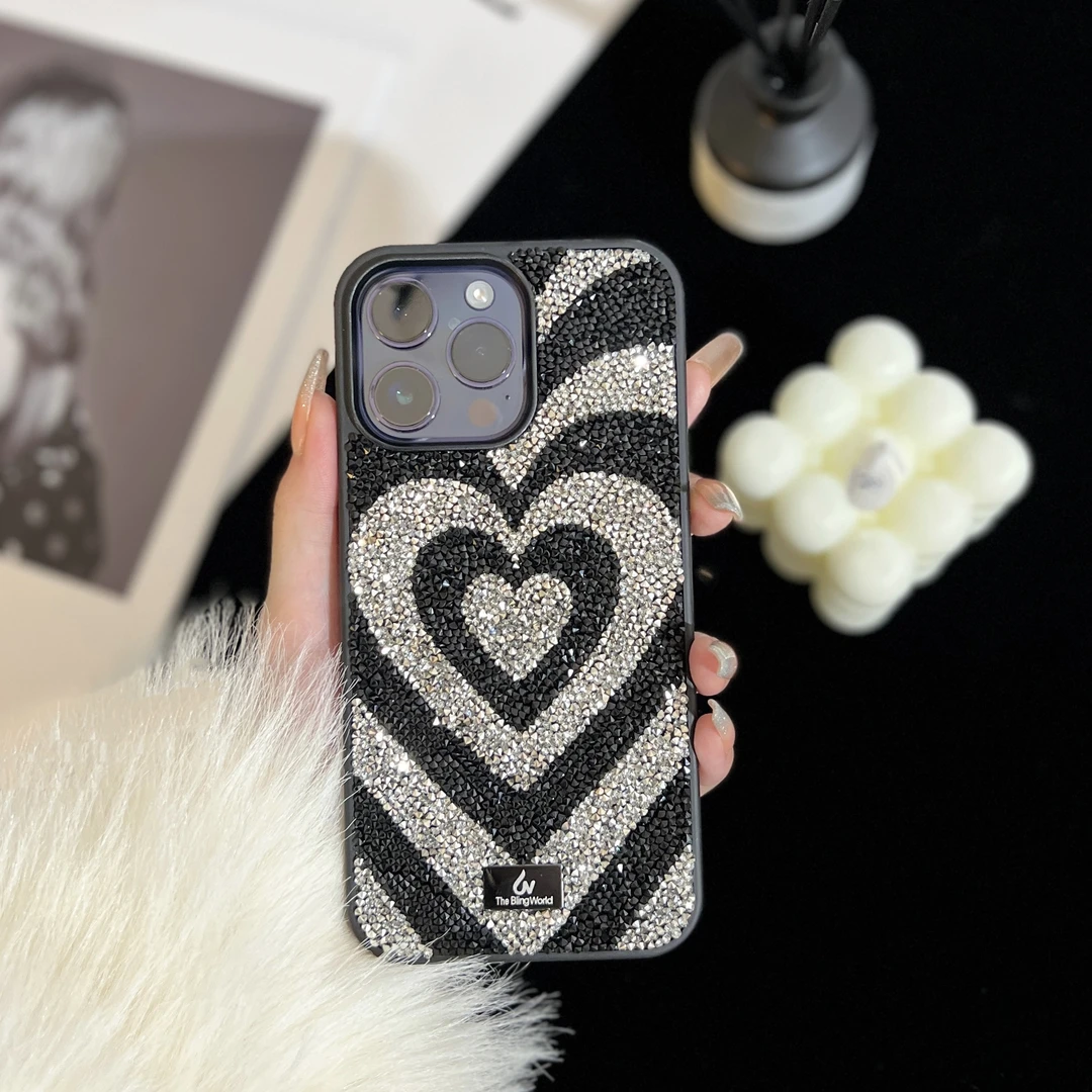 【theblingworld】漩涡爱心满钻适用于iPhone15/14手机壳保护套