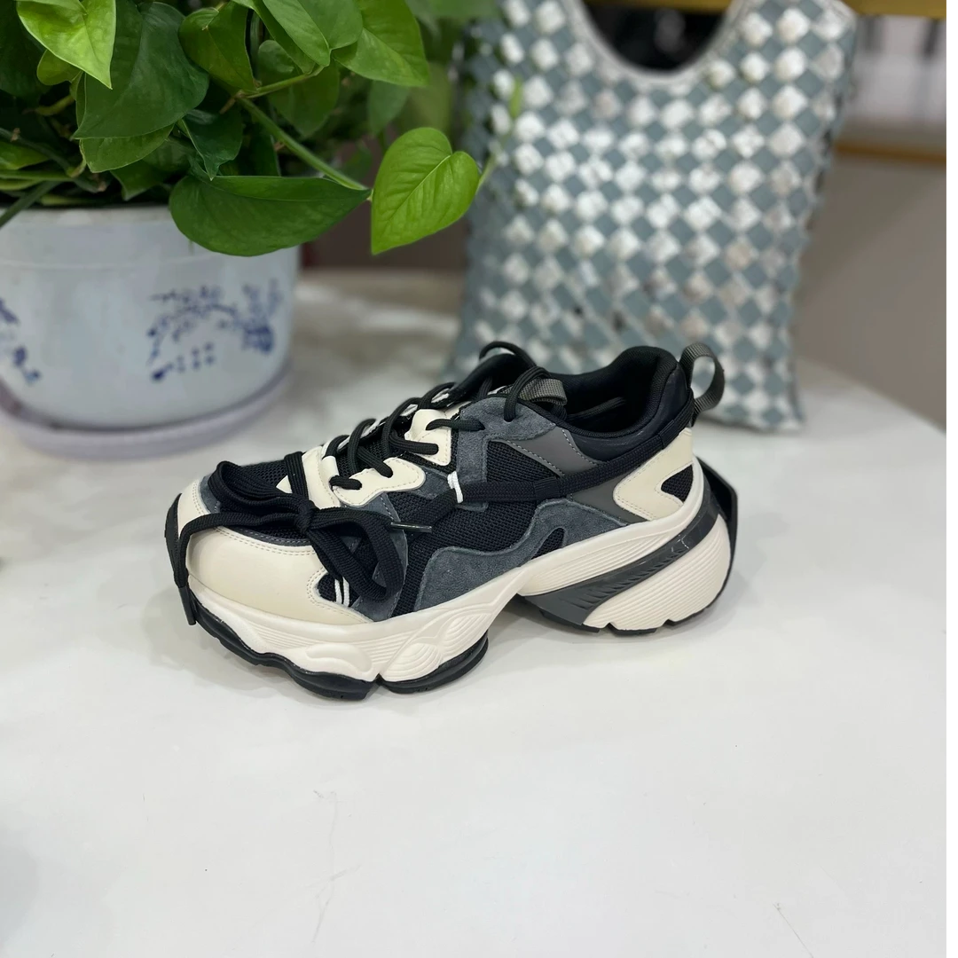 【漫步佳人】04334 漫步佳人老爹女鞋