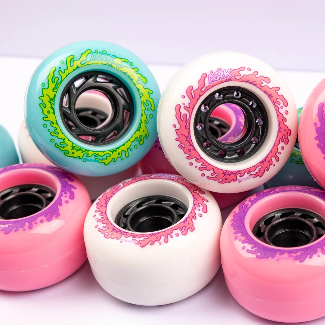 ARK漂移板轮子轮子70MM高回弹省力刷街平花轮弧形轮