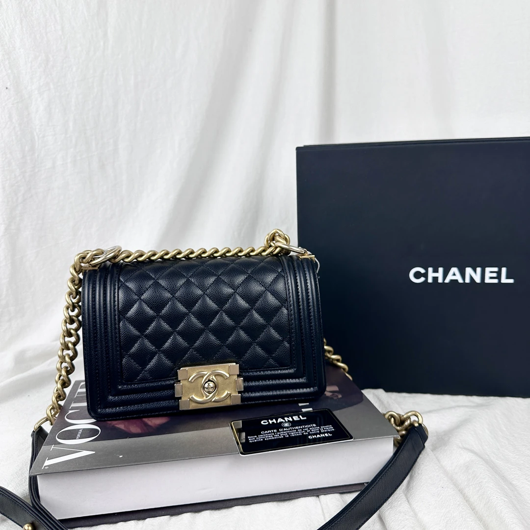 95新 Chanel/香奈儿 黑金leboy小号