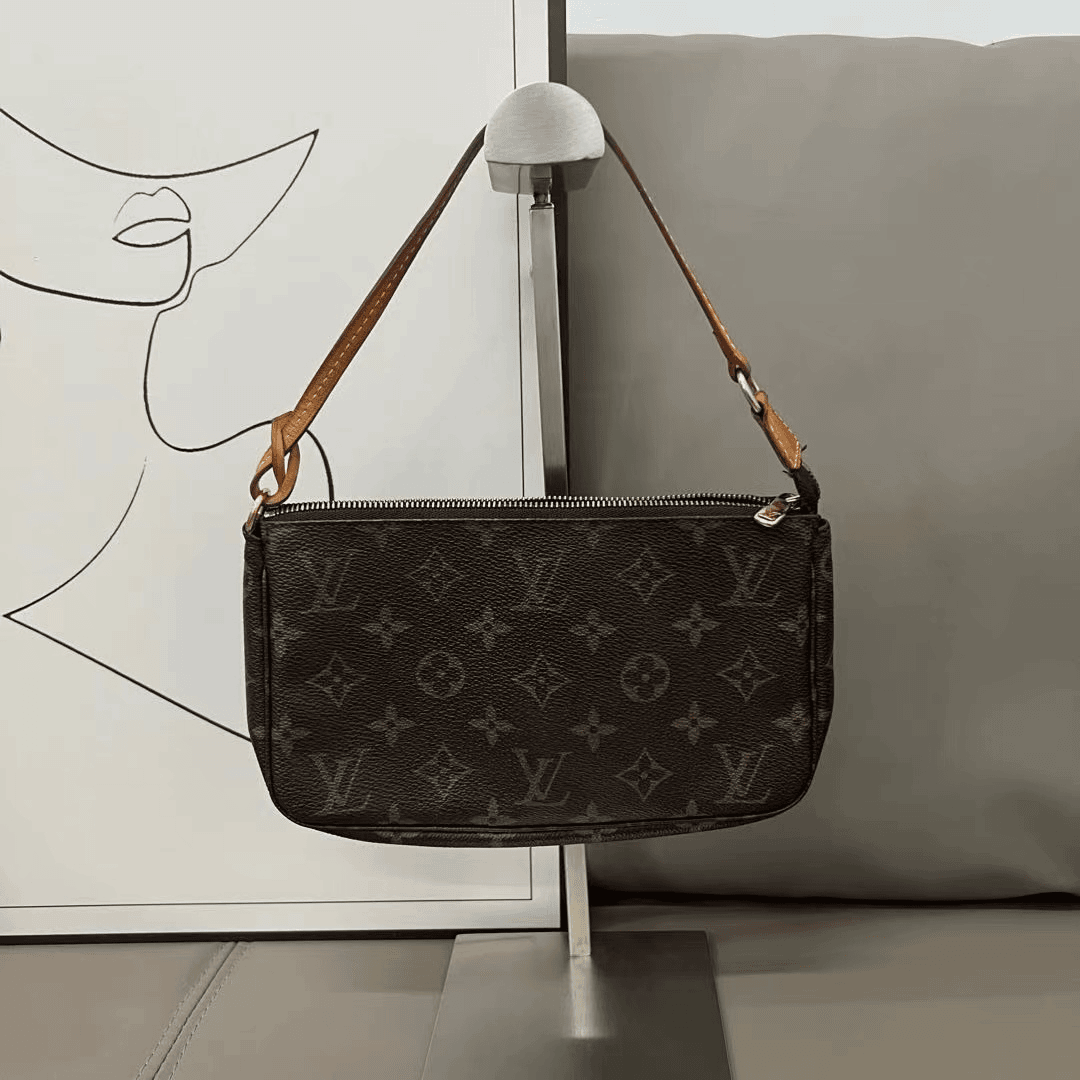 95新 LouisVuitton/路易威登 大号老花腋下包/42374541