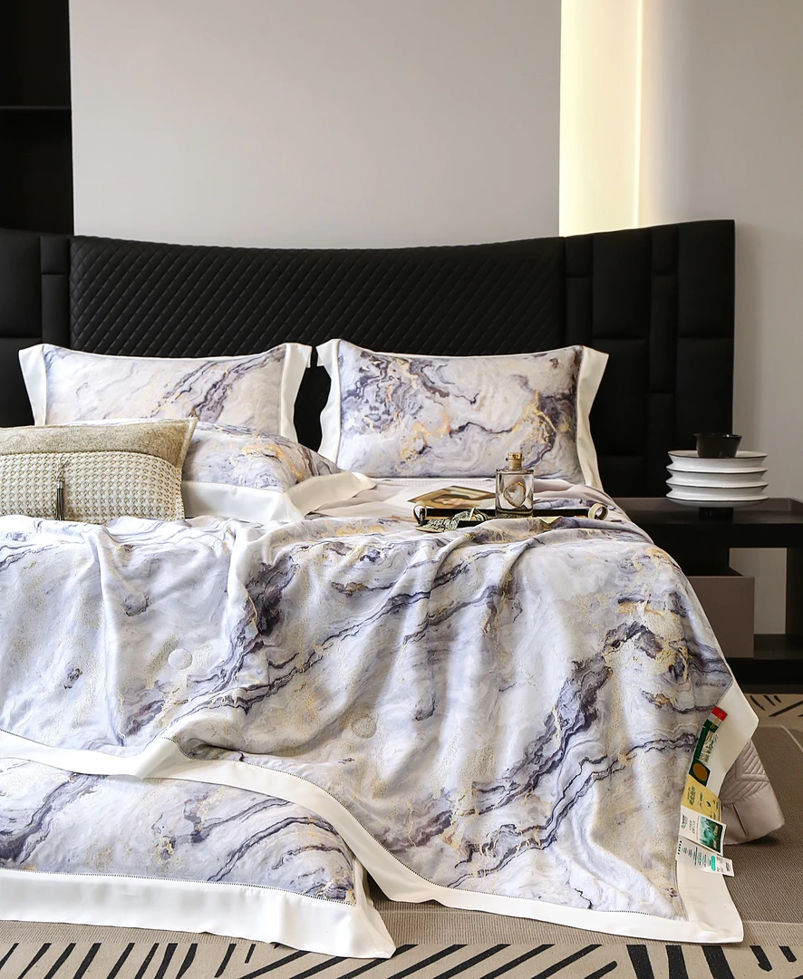 qeeboo-【云端】天丝轻奢镂空薄款夏凉被床盖款四件套