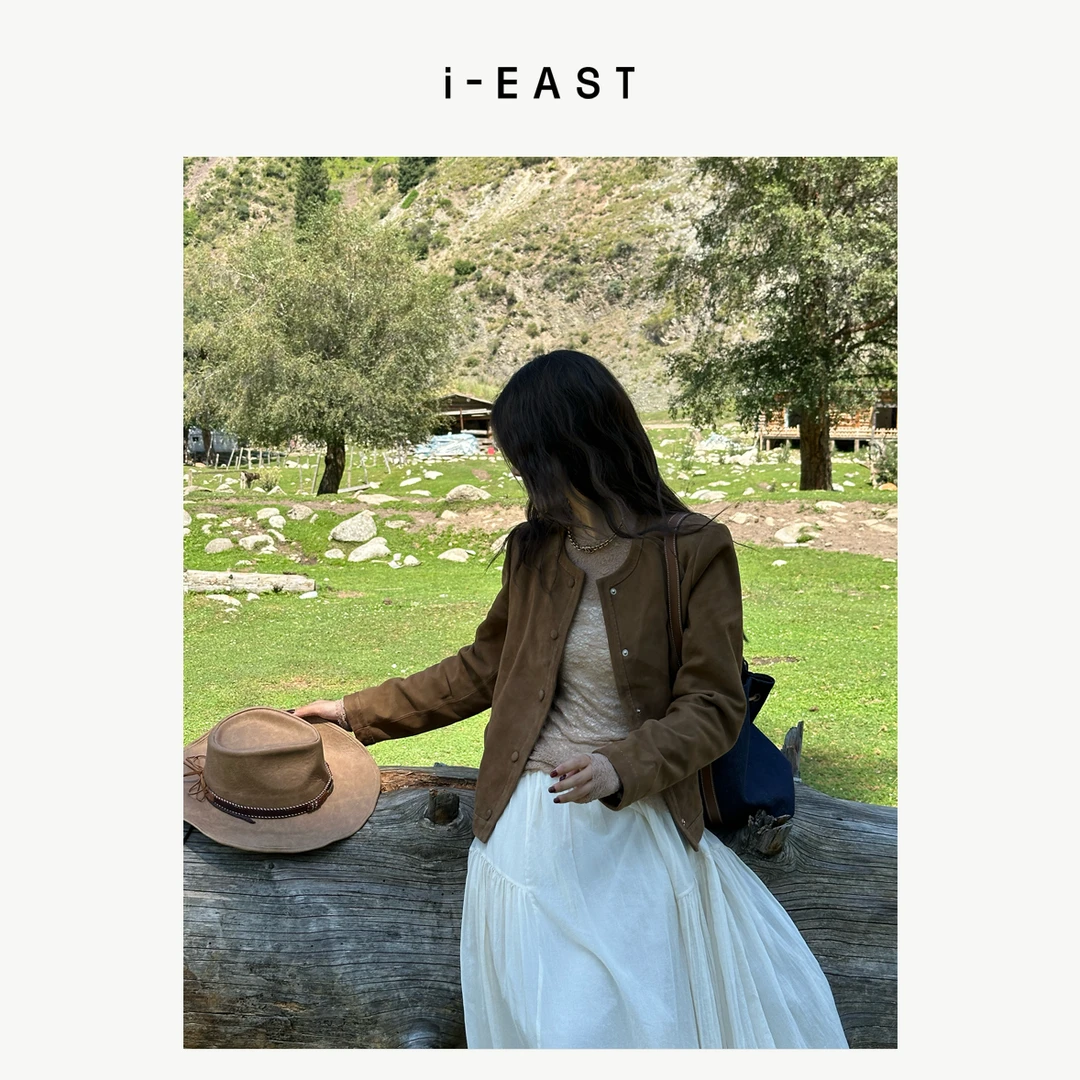 i-EAST 松木沉香~笑脸口袋绒绒皮外套-4Q PY007