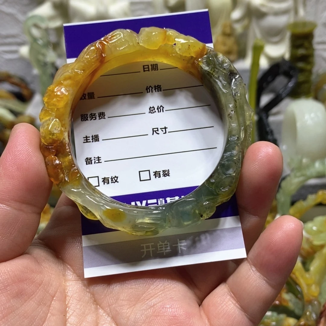 【闪购商品】蛇纹石玉手镯未镶嵌影*