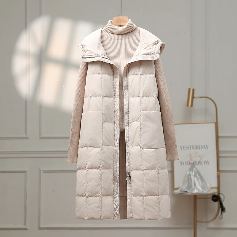 90白鸭绒羽绒服女中长款过膝马甲2025秋冬新款时尚连帽马夹外套潮