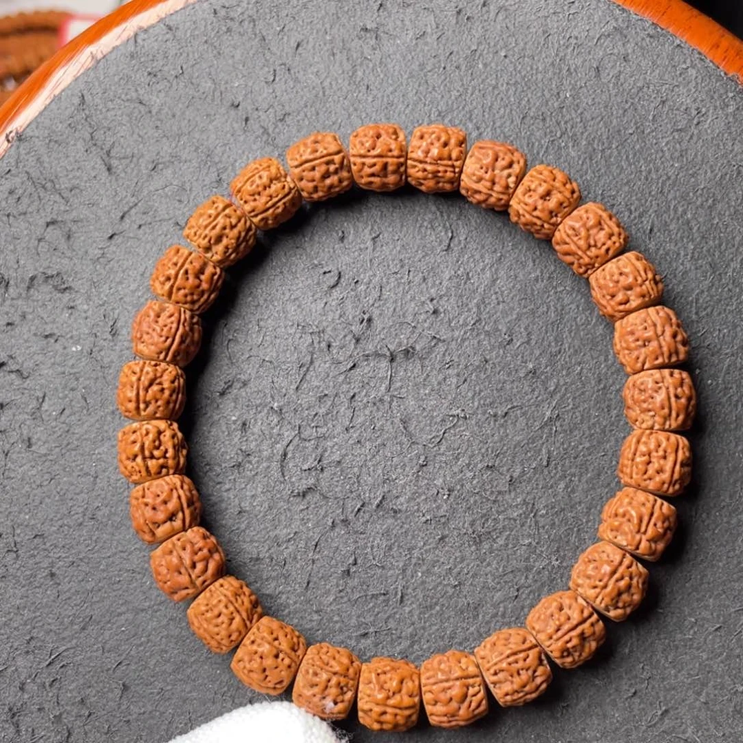 金刚菩提手串五瓣高桩龙切潜水艇盘龙