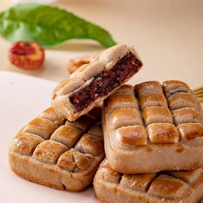 荞麦山楂果肉月饼新式月饼休闲零食糕点荞麦果肉山楂酥饼
