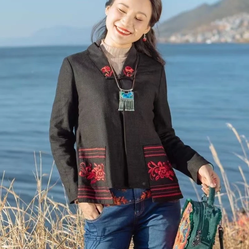 8221品荷烁重工刺绣民族风小外套复古开衫春秋短款