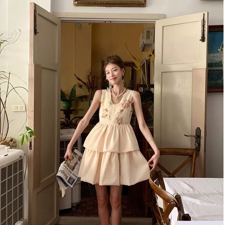 SourceWithU  马德里微醺 饱满花苞蛋糕裙印花复古连衣裙法式夏季