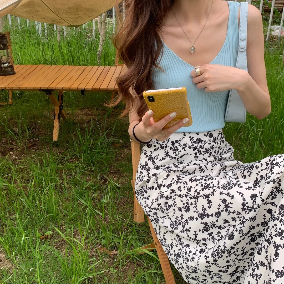 SourceWithU 纯欲look芘备单品の丝滑黑白碎花半裙