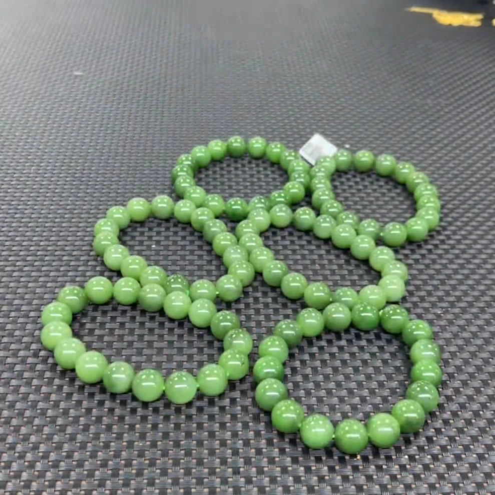 【新疆和田玉老郑】和田玉手串  约12mm（多样性发一件）有黑点