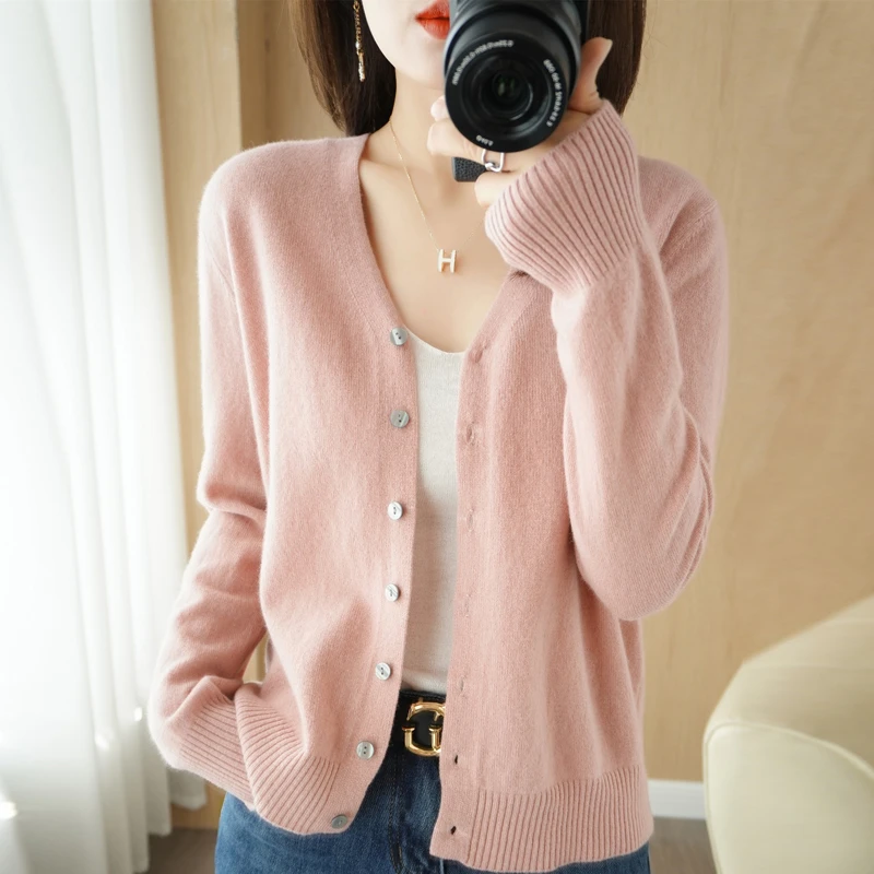 【现货宠粉】新款女长袖针织衫纯色轻奢V领开衫宽松大码慵懒毛外搭