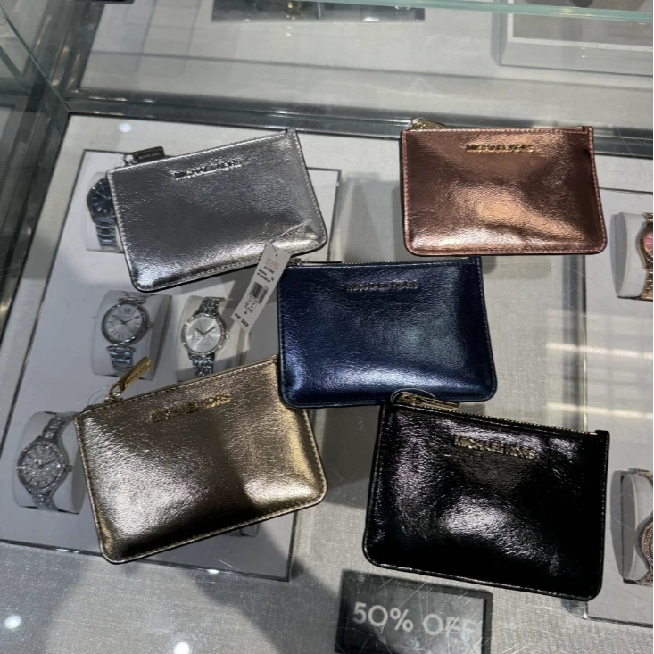 MICHAEL KORS迈克高仕 MK Jet Set travel 纯色拉链女士钱包13*9