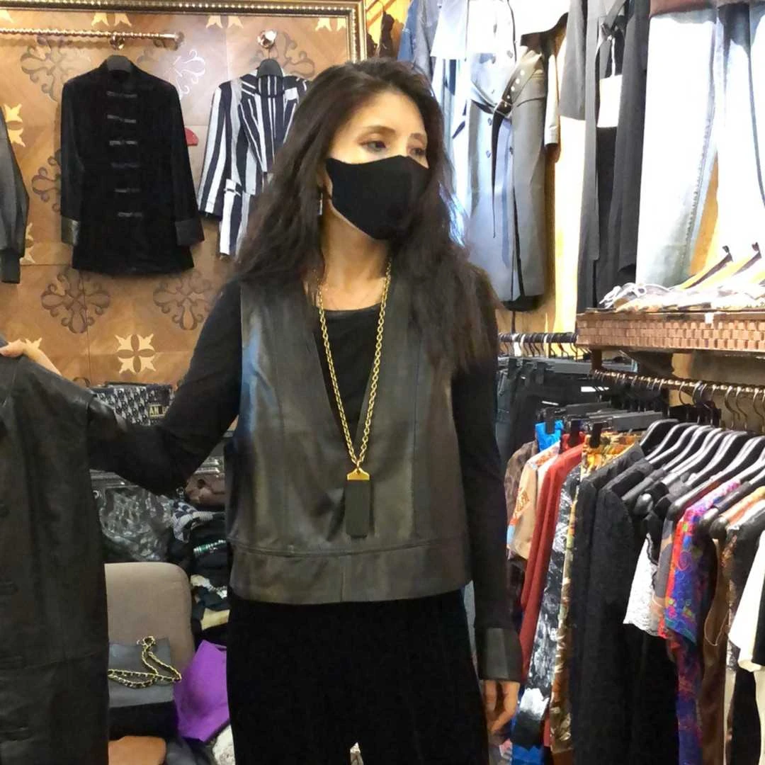 （特价现货）2025新款V领短款皮马甲212