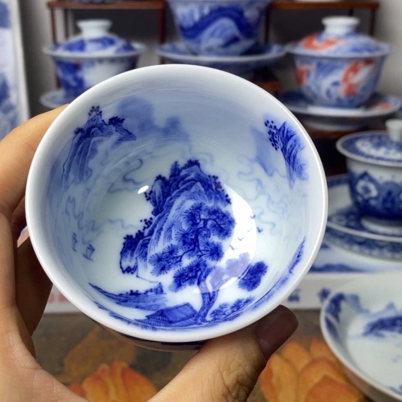 【闪购商品】陶瓷青花逐*