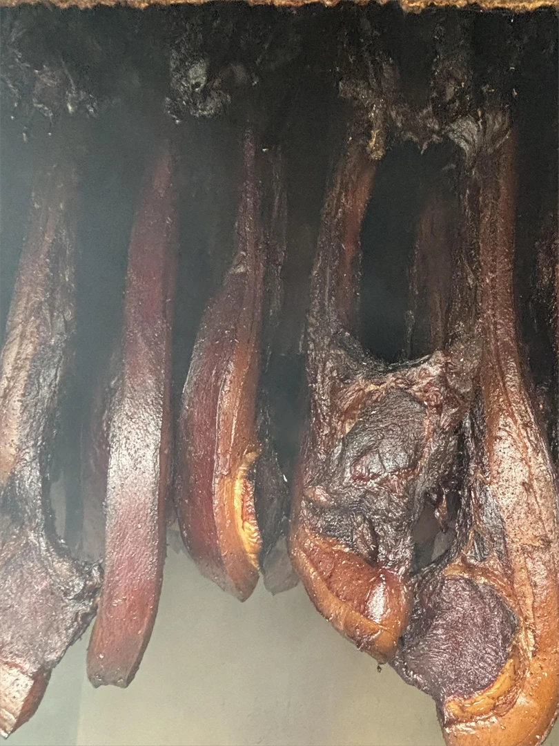 【现称】湘西农家腊肉舌尖美味柴火烟熏腊【肉五花肉】包邮 带排