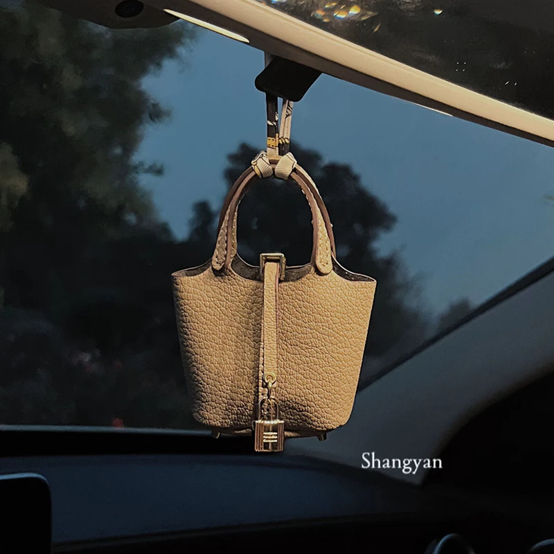 汽车挂件网红2024新款菜篮子小包包车内挂饰车载后视镜高级感饰品