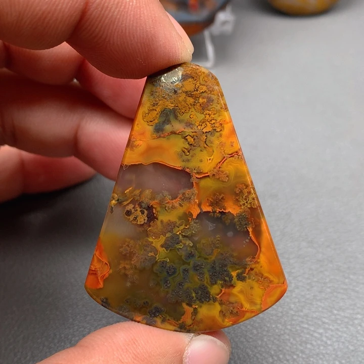 玛瑙/玉髓颈饰未镶嵌全*