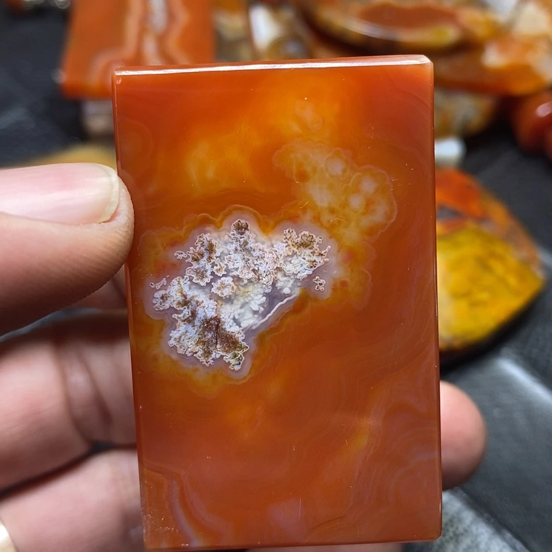 【闪购商品】玛瑙/玉髓颈饰未镶嵌指***伤