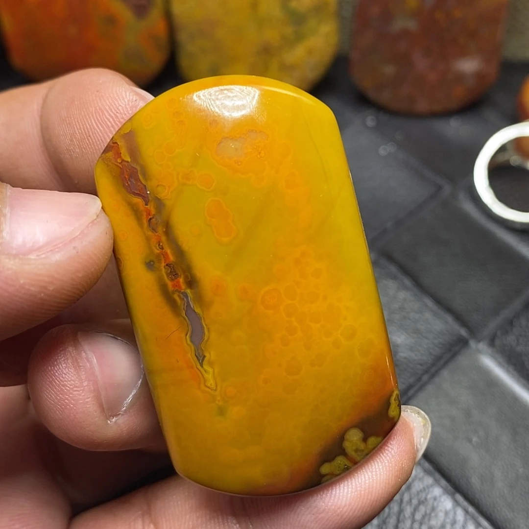 【闪购商品】玛瑙/玉髓颈饰未镶嵌阳**者