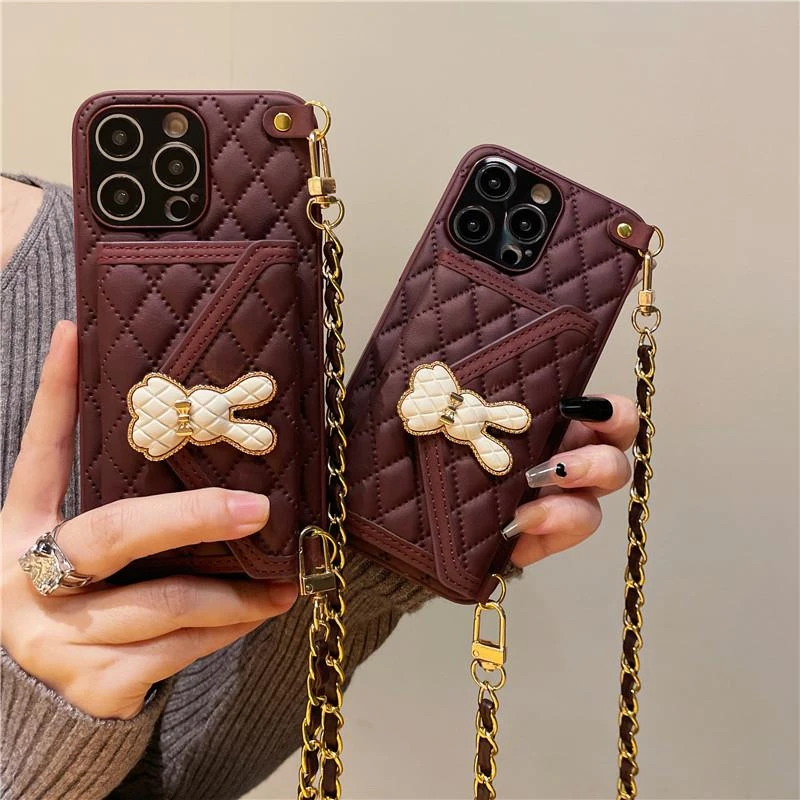 小香风苹果15promax手机壳斜挎iPhone13插卡12高级感15网红女潮牌