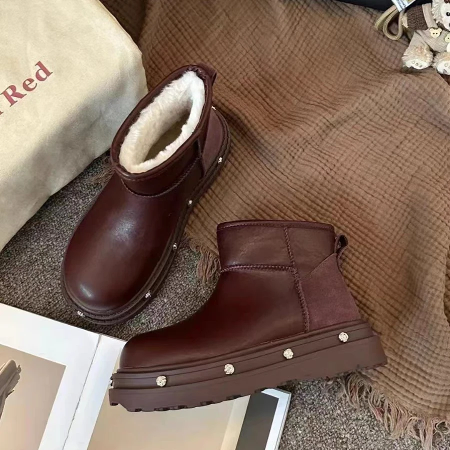 欧货厚底铆钉雪地靴2024冬季新款真皮加绒保暖时尚棉靴1176