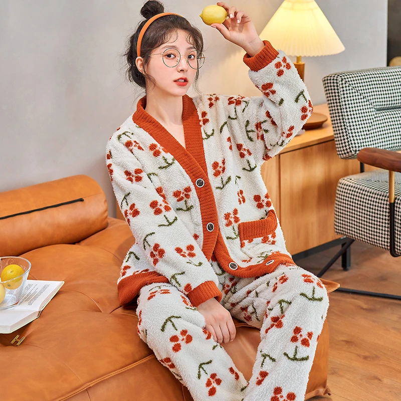 秋冬季新款睡衣女生保暖韩版时尚加厚大码可外穿宽松两件套家居服