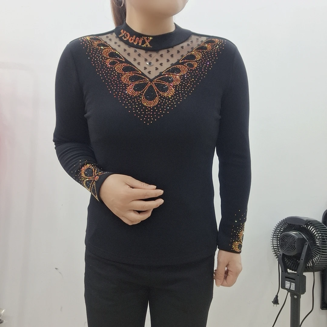 甜歪歪秋冬季新款烫钻打底衫长袖T恤加绒加厚保暖打底衫女装黑色