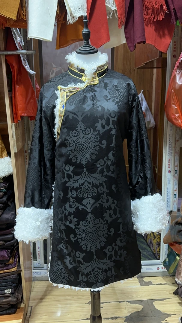 藏元素衣服长款加绒加厚女士藏服金丝