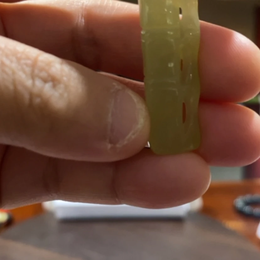【闪购商品】蛇纹石玉颈饰未镶嵌