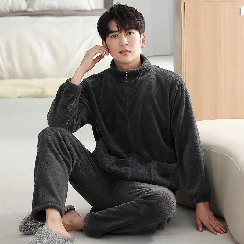 睡衣男士冬季珊瑚绒加厚款保暖家居服秋冬法兰绒大码宽松加绒套装