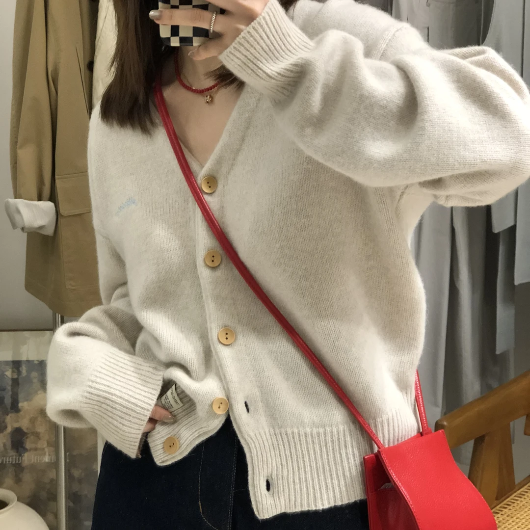 简单爱-“温暖过冬”韩国进口羊毛羊驼绒加厚毛衣开衫女