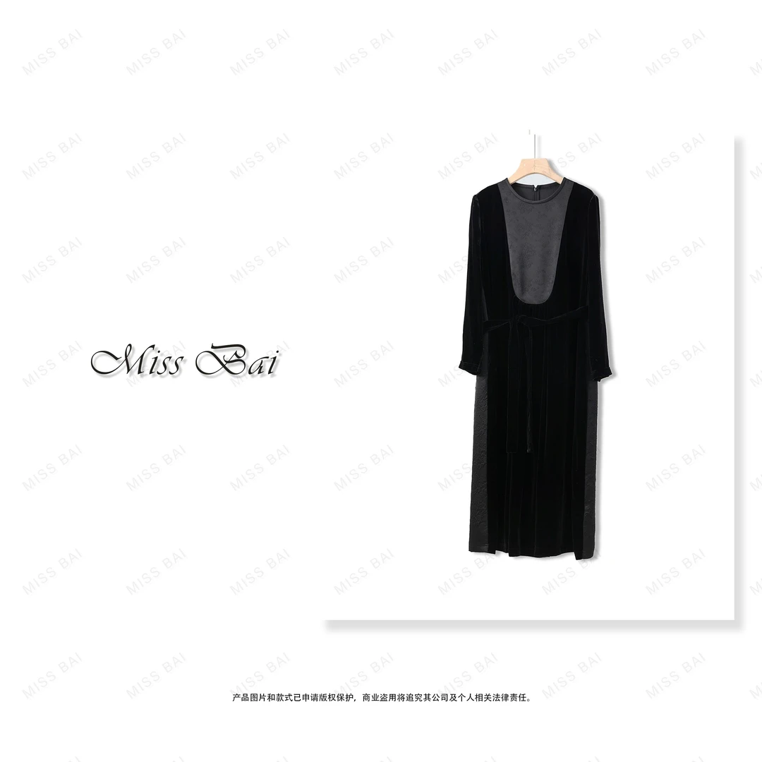 YIWEN-【当下觉醒】设计款桑蚕丝丝绒秋冬黑色宽松连衣裙QZL474