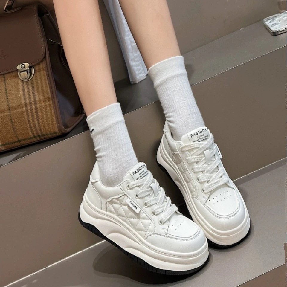 【慢慢女鞋】2024年新款夏季时尚休闲百搭小白鞋厚底透气低帮6891