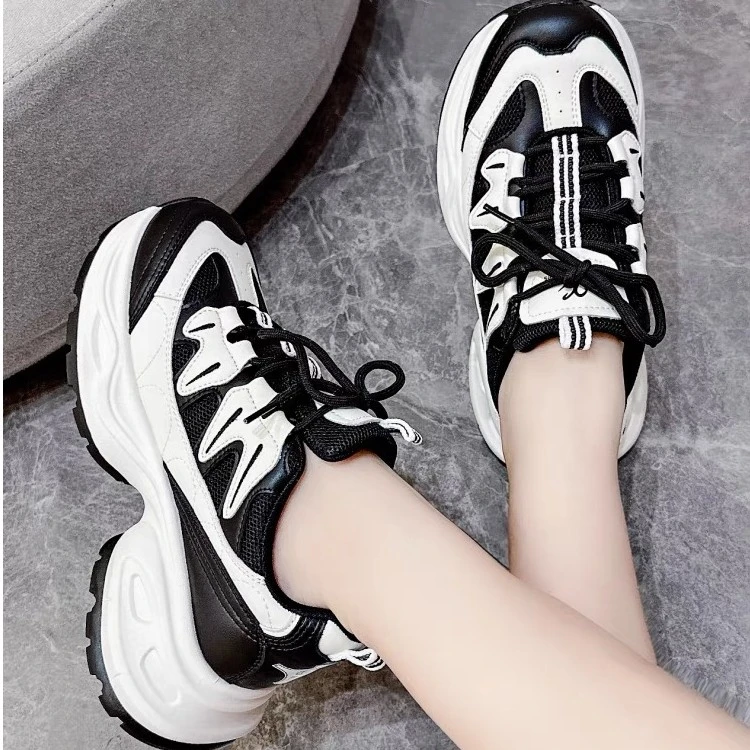 【慢慢女鞋】 2023年新款时尚百搭休闲鞋37701